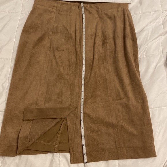 Faux suede lined pencilskirt-size 8- fits 6 - Picture 4 of 10